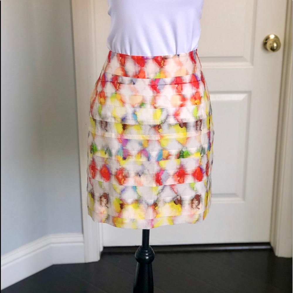 Ann Taylor Silk Ruffle Skirt • Size 4 - Picture 7 of 11